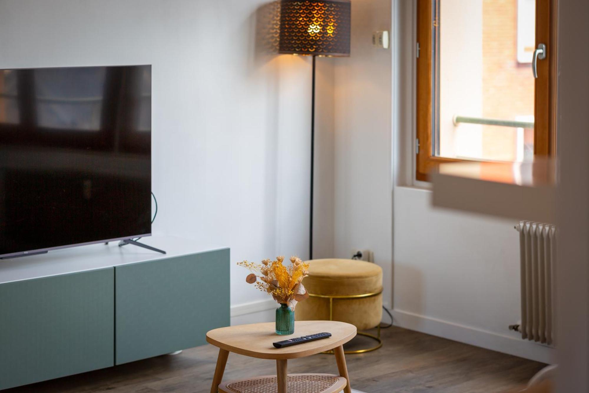 Juliette : *Logement Avec Balcon* Apartment Rouen Ngoại thất bức ảnh